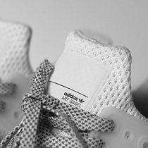 Adidas Art Basel: Dieses Sondermodell macht Probleme.  zvg