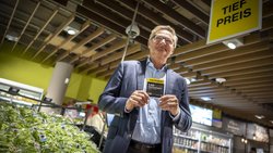 Migros-Chef Mario Irminger: Das Unternehmen erzielt 31,9 Milliarden Franken Umsatz im Jahr 2025 – trotz Preissenkungen.
