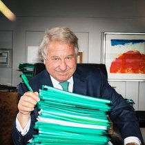 DISKRETE BRANCHE Die Namen seiner Klienten nennt Bjørn Johansson nicht, aber immerhin sein Einstiegshonorar: 175'000 Franken auf Stufe Konzernleitung.