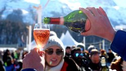 Wird die Schweiz immer reicher? Das Durchschnittsvermögen ist im letzten Jahr deutlich gestiegen.