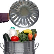 Food Waste: Der Wert der weggeworfenen Lebensmittel liegt bei etwa 500 bis 1000 Franken pro Haushalt und Jahr.
