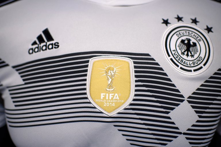 Fussball_WM_Adidas