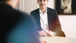 Er schaut als Berater den Vermögensverwaltern auf die Finger: Patrick Müller, CEO von Zwei Wealth.