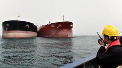 Verladehafen von Kharg Island: Als Reaktion auf die verschärften US-Sanktionen haben die grössten Abnehmer die Rohölimporte aus dem Iran nahezu eingestellt.
