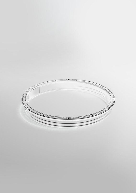 Chopard schleift die Tonfeder mitsamt dem Uhrenglas aus einem Block aus Saphirglas.
