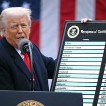 Vor einem Jahr erklärte der US-Präsident der Welt, mit welch ausgeklügelten Zöllen er die US-Handelspartner belangen will. Der Erfolg ist durchzogen, das Chaos gross.