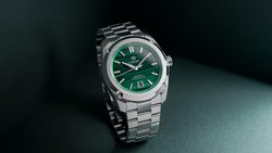 Formex Essence 41 Malachite: Das Zifferblatt macht jede Uhr zu einem Unikat.