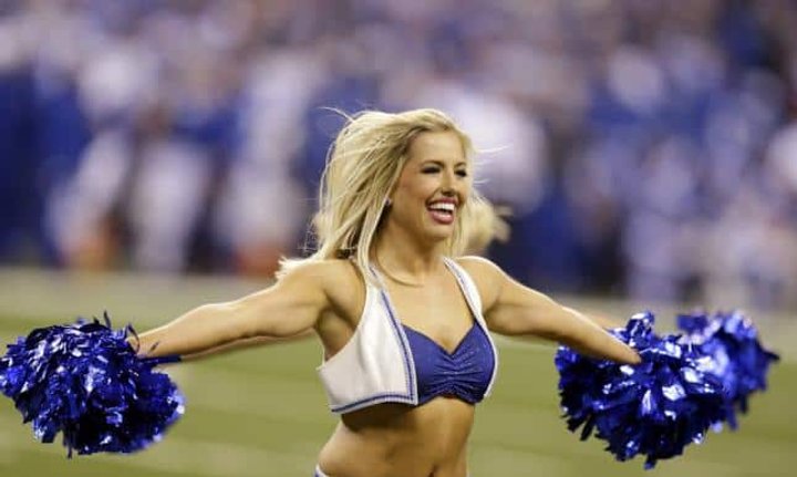 cheerleader-super-bowl-2015-pay.jpg