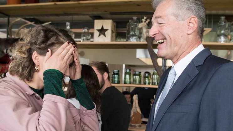 Flavia Kleiner und Heinz Karrer: Sieger am Abstimmungssonntag.