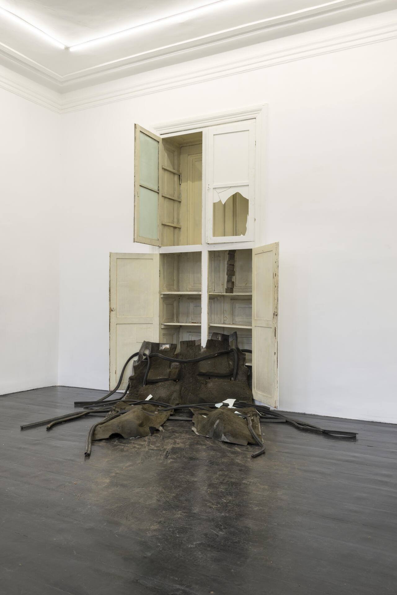 «Through the Loop and the Belt», 2019, Galerie LC Queisser, Tiflis.