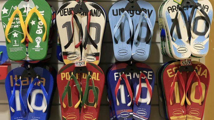 Havaianas Flip-Flops: Besonders gefragt sind zur Zeit Sandalen im WM-Outfit. Keystone