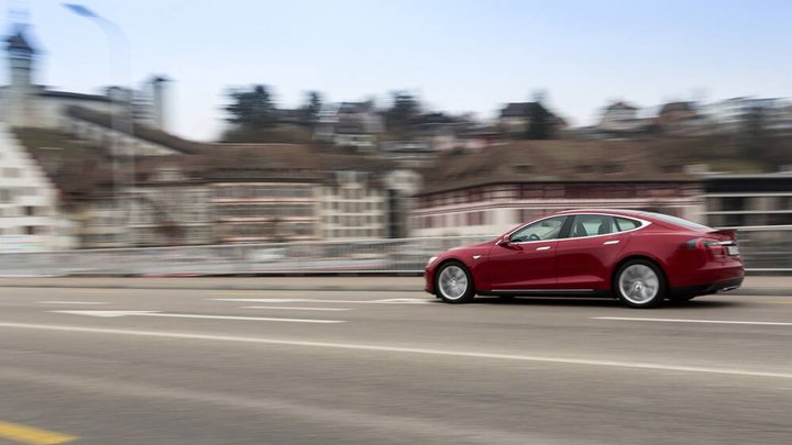 tesla-19.jpg