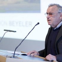 Gibt Hirntumor-Patienten mit einer Therapie neue Hoffnung: Novocure-Aktionär Hansjörg Wyss.Keystone