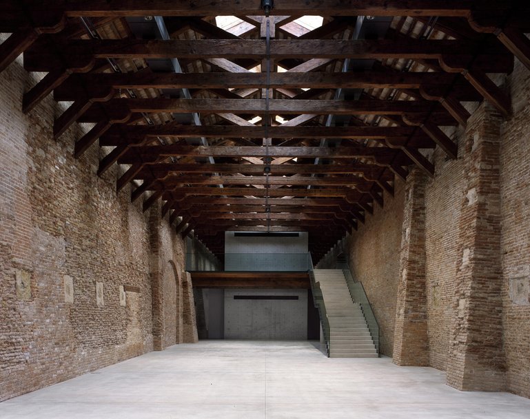 Das Zollhaus aus dem 17. Jahrhundert wurde zum Tempel für Gegenwartskunst umgedeutet.