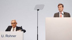 Das Führungsduo wird von der SNB frontal angegangen: Urs Rohner (l.), Präsident, und Brady Dougan, CEO der Credit Suisse.