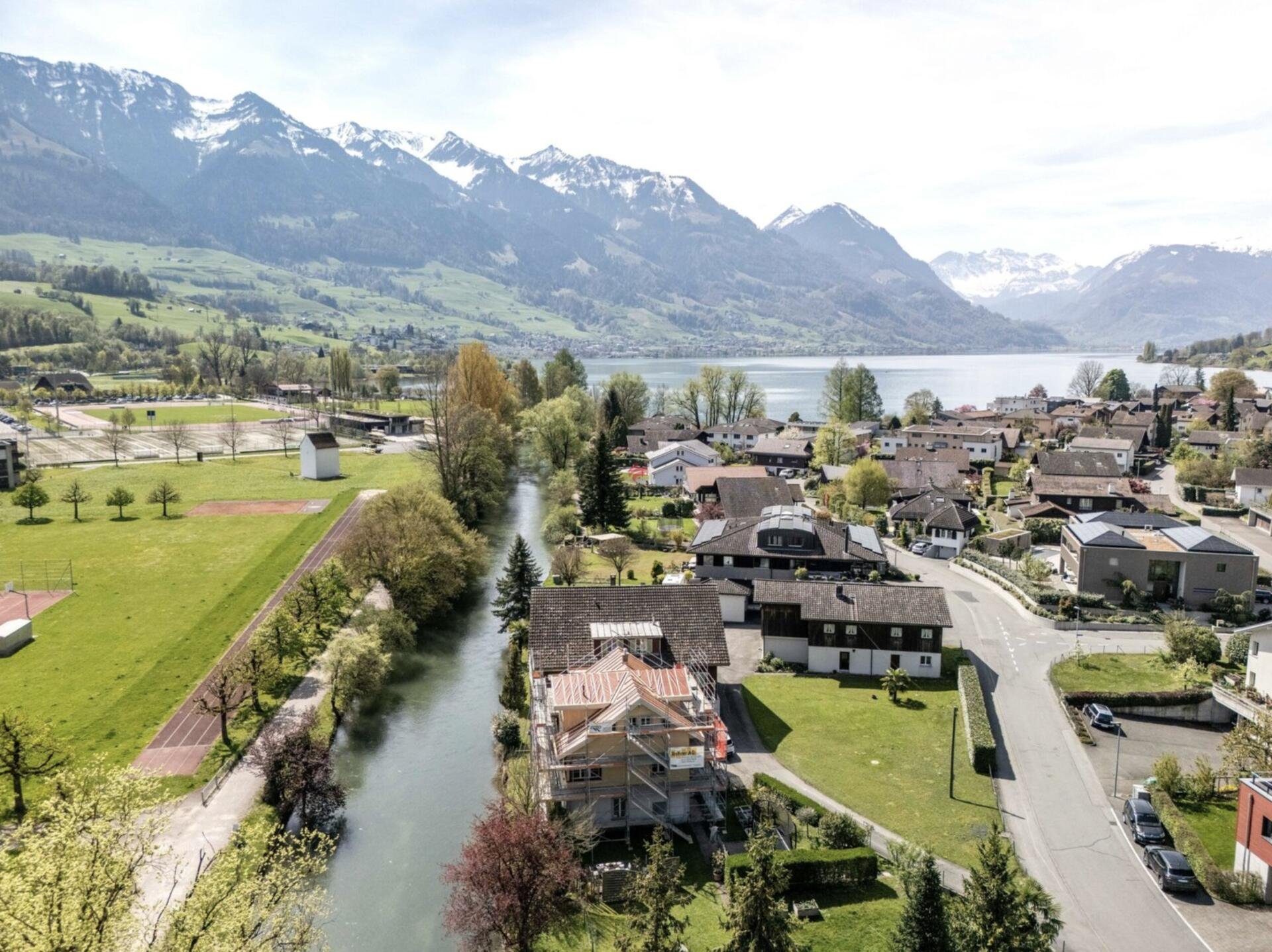 Von Paris nach Wilen OW: In der Weltstadt ist Axa-Chef Buberl ­wohnhaft, in der Innerschweiz sorgt er vor.