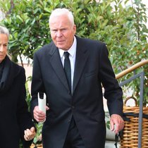 Vermögen von 6 bis 7 Milliarden Franken: August von Finck mit Gattin Francine.