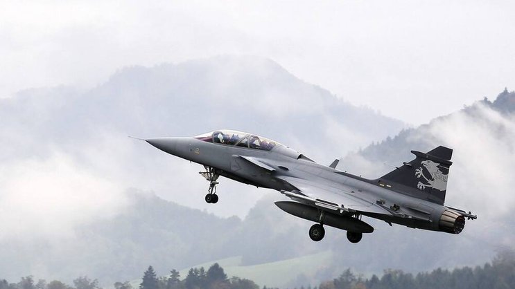 Spätestens 2025 soll der Kampfjet Gripen seine Kreise über der Schweiz ziehen. Keystone