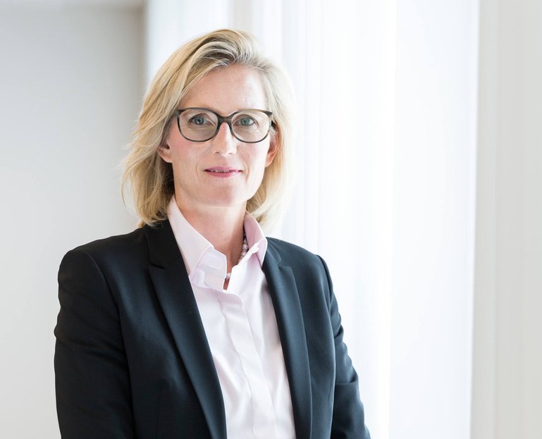 SABINE KELLER BUSSE