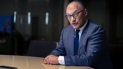 Zurück zu alten Werten: Swiss-Re-Chef Andreas Berger plädiert für weniger Predigen und mehr Faktenorientiertheit.