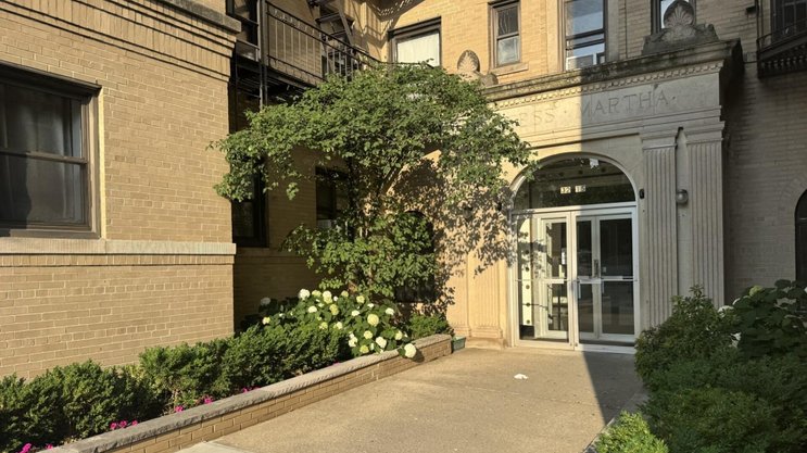 Das «Princess Martha»-Gebäude in Astoria, in dem Bürgermeister Zohran Mamdani früher wohnte.