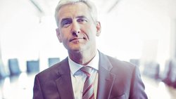 Ulrich Spiesshofer führt stark von der Front.