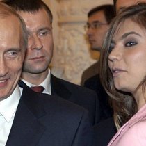 Wladimir Putin und Alina Kabajewa: Ihre Beziehung ist ein offenes Geheimnis.   Keystone