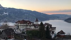 Die wunderbare Aussicht vom ehemaligen Hotel Fürigen auf den Vierwaldstättersee.