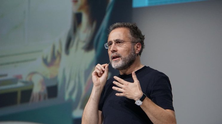 Urs Hölzle: Sieht den Cloud-Markt dort, wo der Smartphone-Markt 2008 war - mit ähnlichen Boom-Perspektiven.