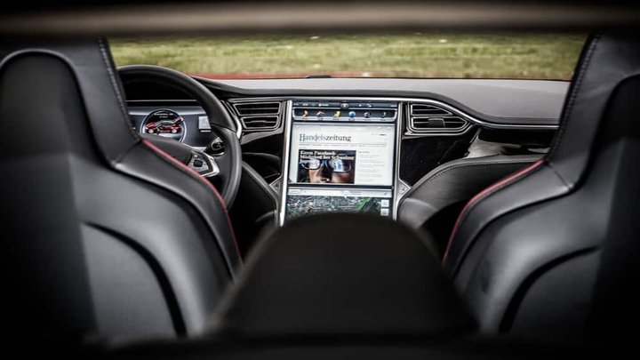 tesla-17.jpg