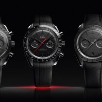 Die legendäre Omega Speedmaster, bekannt als Moonwatch, erhält eine Erweiterung ihrer «Dark Side of the Moon»-Kollektion.