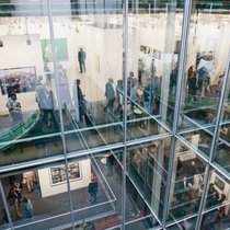 Die Art Basel: Ein Ort voller Farben, Formen und Innovation.
