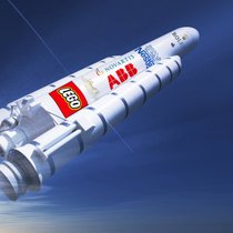 Werden Raketen bald mit Bannern zugekleistert sein? (Bildmontage: Jannis Chavakis/13 Photo)