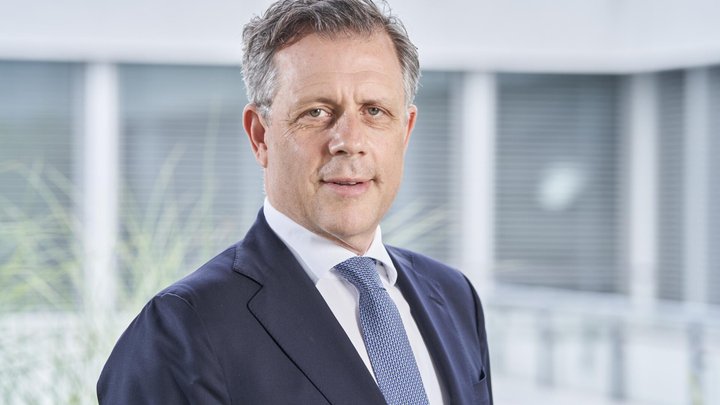 Neuer SIX-Präsident: André Helfenstein ist als ehemaliger Credit-Suisse-Schweiz-Chef bestens in der Schweizer Wirtschaft vernetzt.