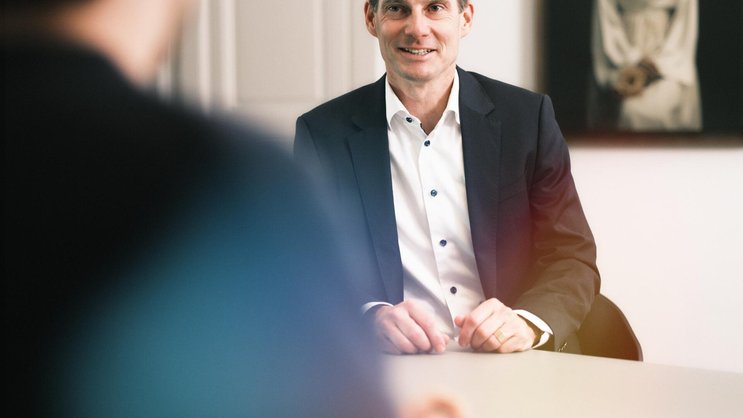 Er schaut als Berater den Vermögensverwaltern auf die Finger: Patrick Müller, CEO von Zwei Wealth.