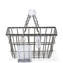Diese Handtasche von Chanel kam für 152’400 Dollar unter den Auktionshammer von Christie’s.