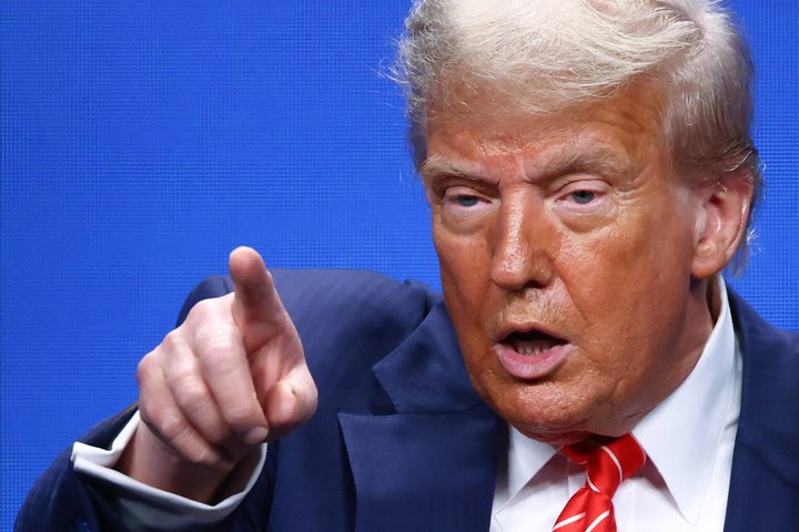 Les noms de domaine slovènes sont très prisés depuis que Donald Trump a annoncé qu'il appellerait désormais l'IA «Super Intelligence».
