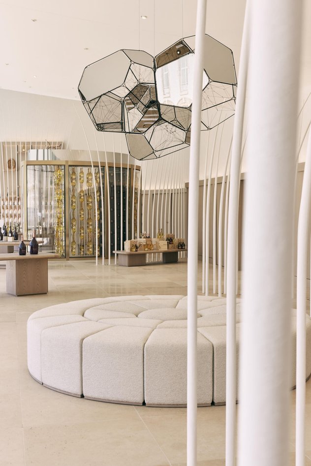 ru-brandasset-PAVILLON_NICOLAS_C_LE_RESTE____RUINART_4RC_28_08_2024_cChlo_LeReste_6.jpg