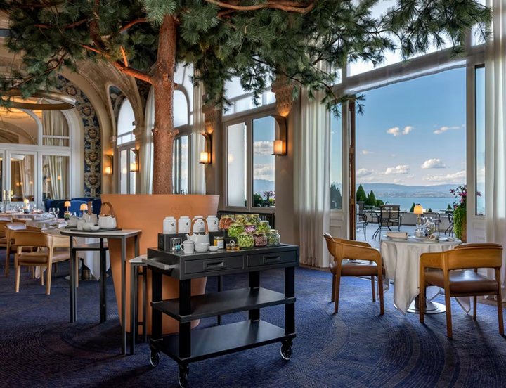Zum Hotel gehört auch ein Restaurant mit Michelin-Stern, «Les Fresques», ...