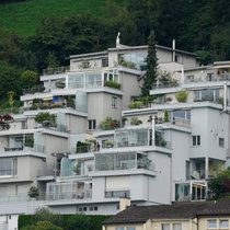 Terrassensiedlung in der Schweiz.