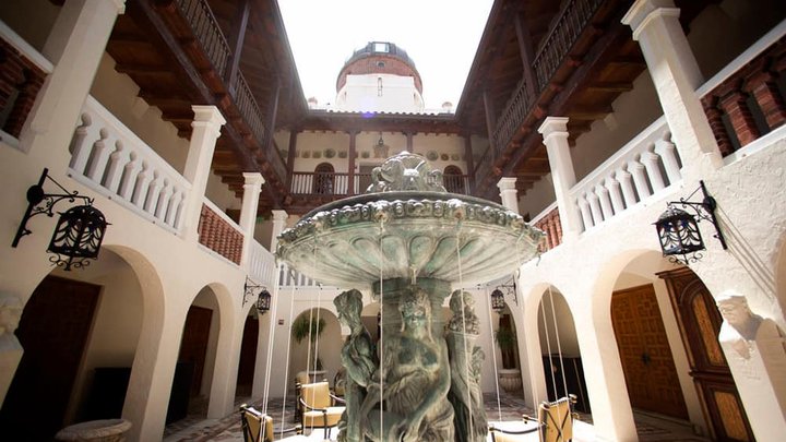 versace_mansion.jpg