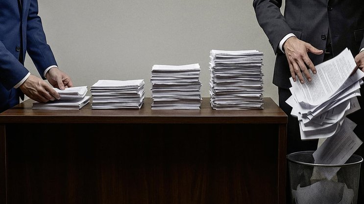 Die schweizerische Regulierung wächst ungebremst jedes Jahr um rund 550 A4-Seiten.