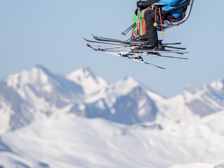 WINTERSPORT, ZENTRALSCHWEIZ, SKIFAHREN, SESSELLIFT,