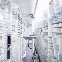 Leere Regale: In der Schweiz sind bereits heute nur 50 Prozent der in der EU zugelassenen innovativen Medikamente erhältlich. Nun könnte es noch schlimmer kommen.