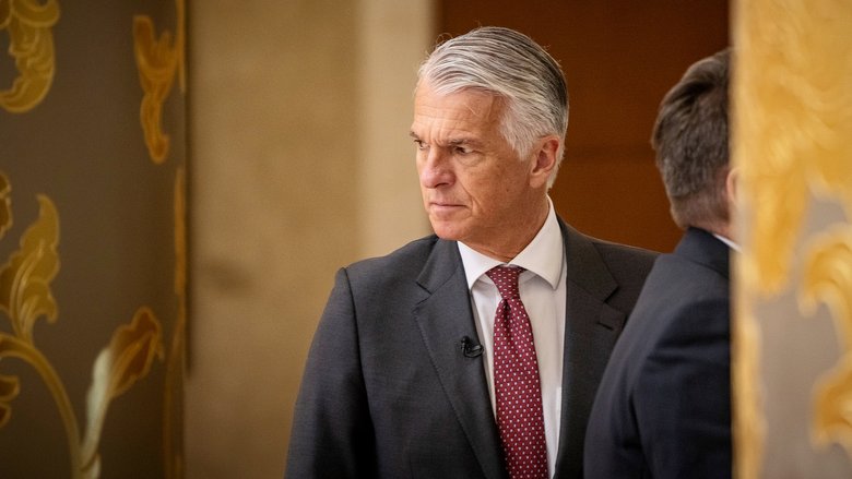 UBS-Chef Sergio Ermotti kämpft dafür, dass die Grossbank in der Schweiz bleiben kann. Doch die Aktionäre erhöhen den Druck.