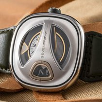 Inspiriert vom US-Designer Raymond Loewy: die ME-Serie von Sevenfriday.