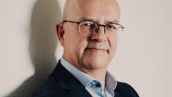 Eric Scheidegger, Chefökonom des Bundes und Stellvertretender Direktor des Seco, tritt Ende März nach 18 Jahren in dieser Funktion in den Ruhestand.