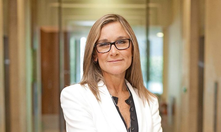 ahrendts.jpg