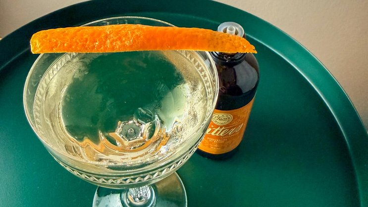Der Drink aus Fino Sherry und trockenem Vermouth besticht durch seinen klaren, nussigen Geschmack