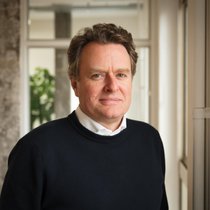 Der belgische Industriedesigner Benoît Mintiens will Uhren von Grund auf neu erfinden. Seine aktuelle Kreation heisst TYPE 10 DN – Zuname «Dark Night».